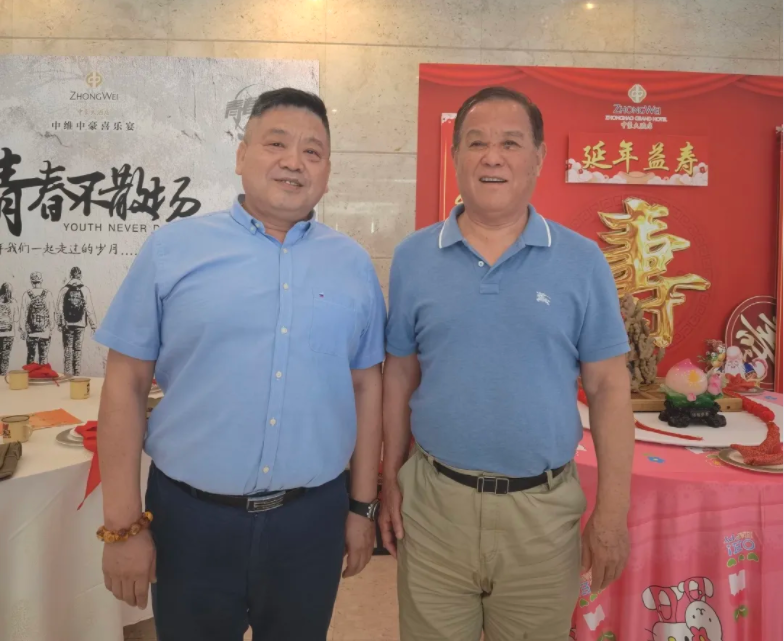 山东省烹饪协会邀请协会老领导召开座谈会